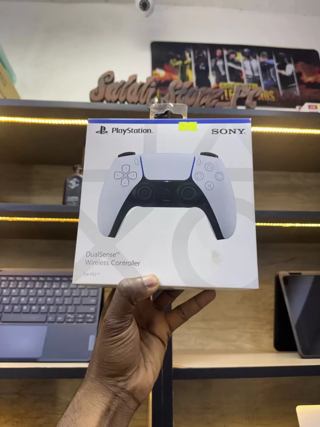 PS5 DualSense Controller
