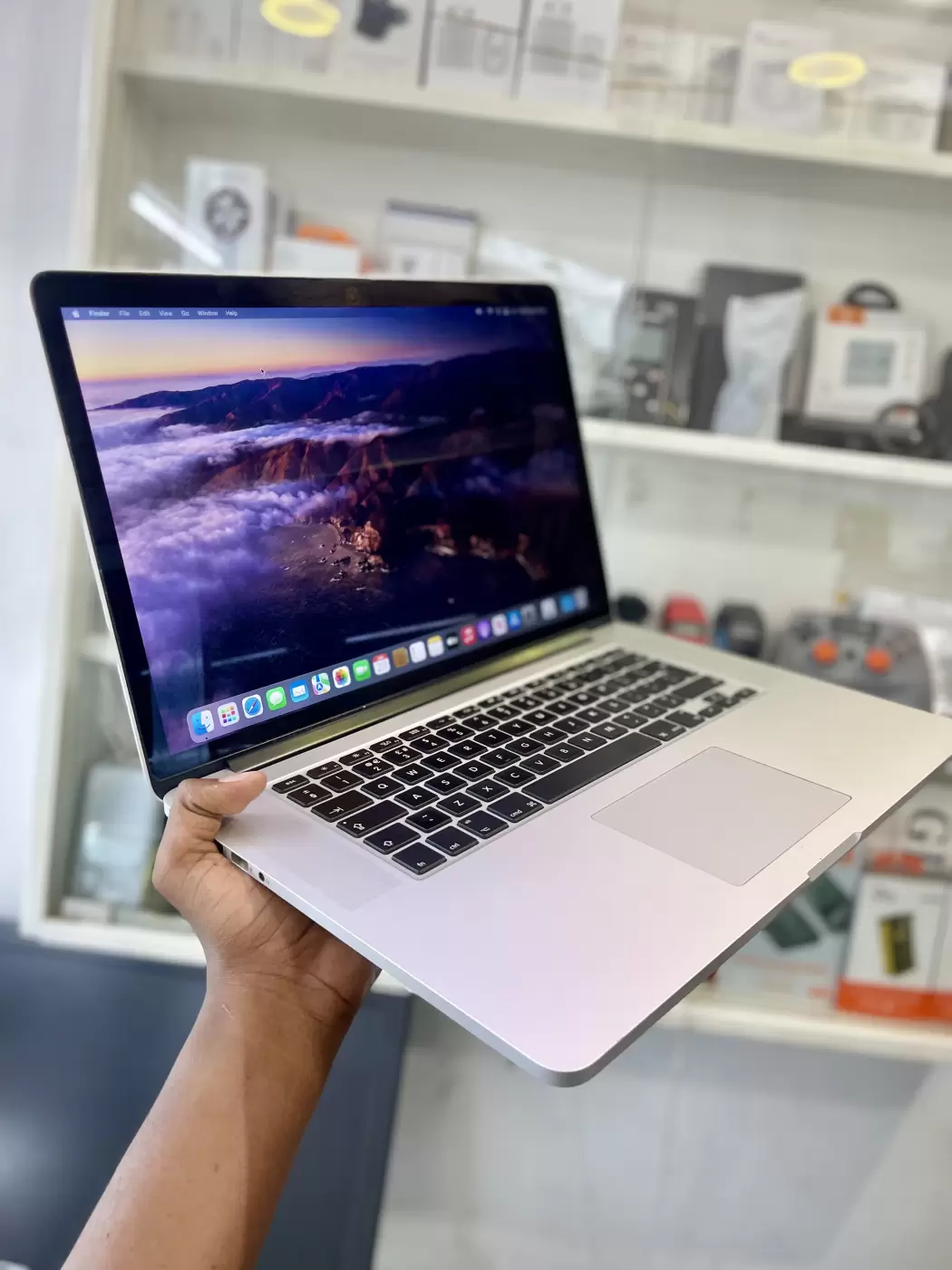 MACBOOK PRO 2015